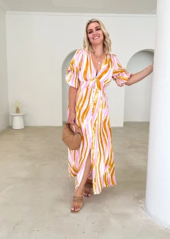 Women Gingham & Heels Maxi><noscript><img width=