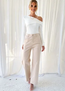 Women Gingham & Heels Jeans><noscript><img width=