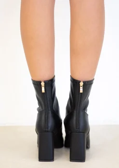 Women Gingham & Heels Shoes><noscript><img width=