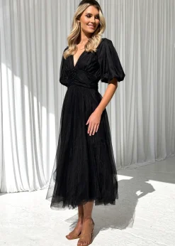 Women Gingham & Heels Midi><noscript><img width=