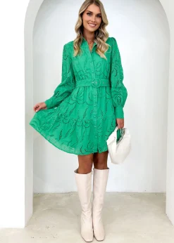 Women Gingham & Heels Short><noscript><img width=