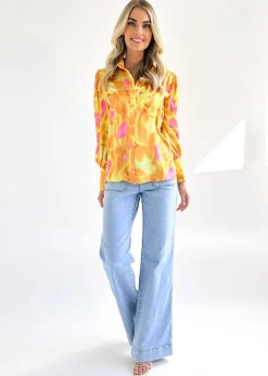 Women Gingham & Heels Shirts><noscript><img width=