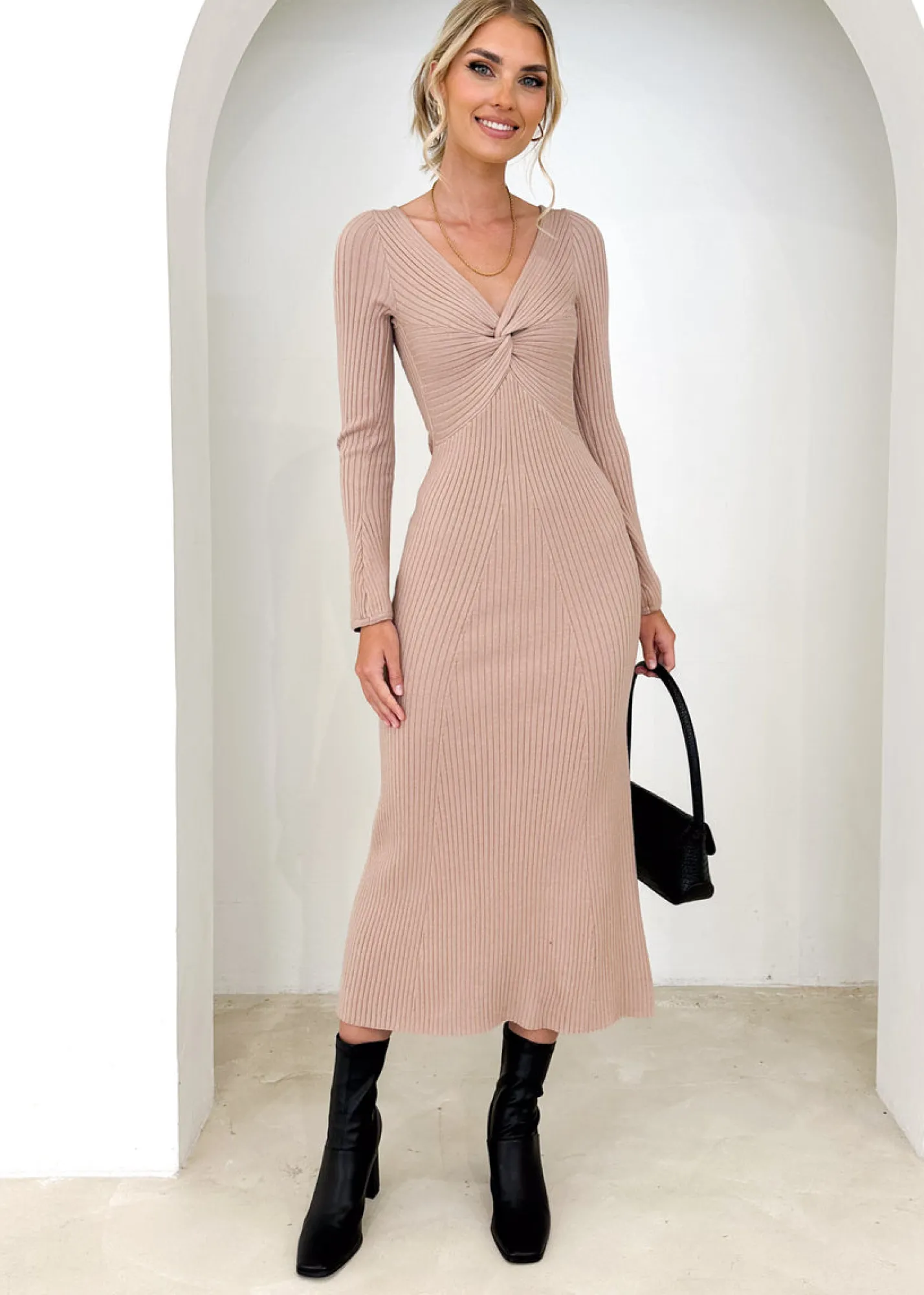 Women Gingham & Heels Knit Dresses>Aleyna Knit Midi Dress