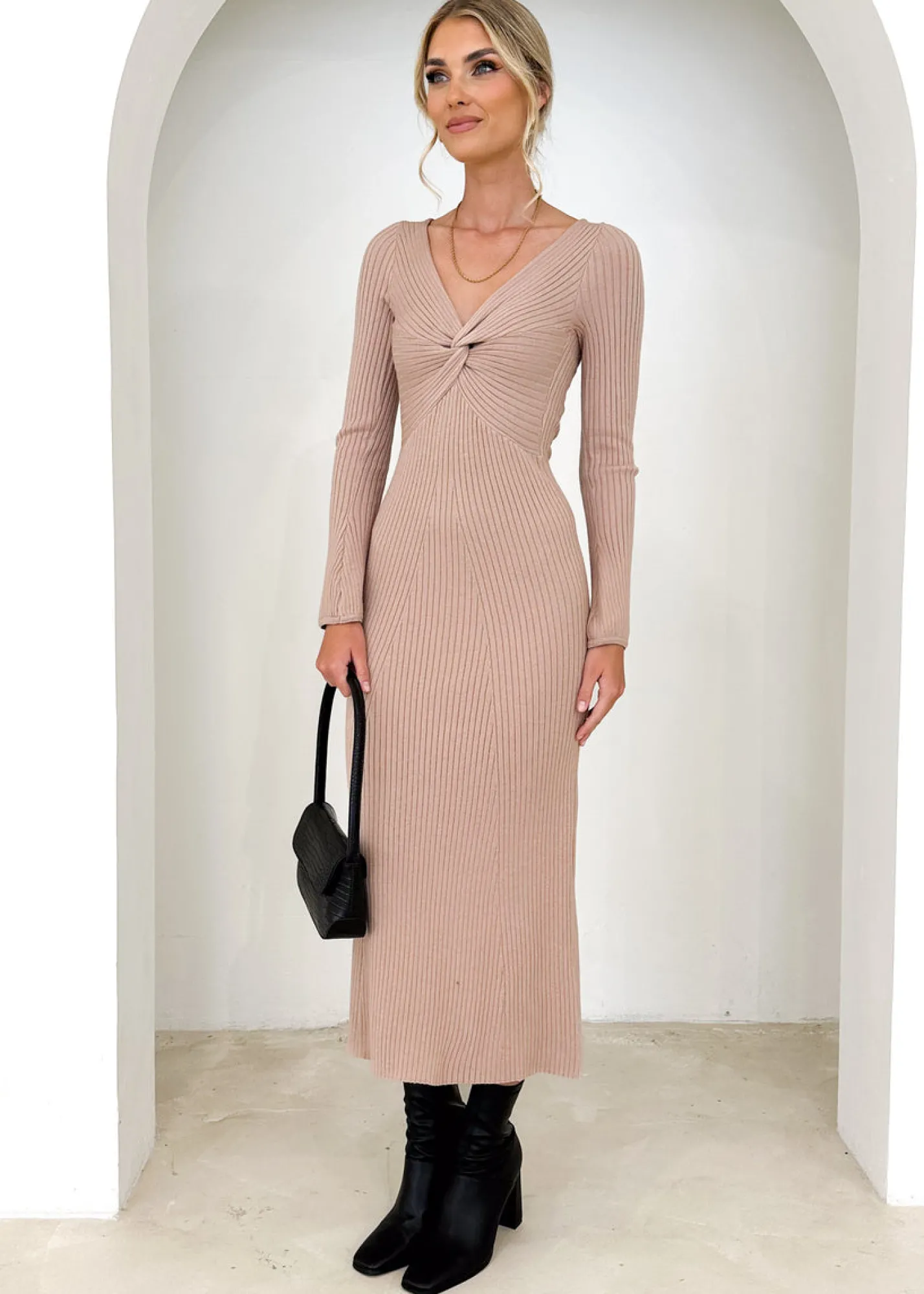 Women Gingham & Heels Knit Dresses>Aleyna Knit Midi Dress