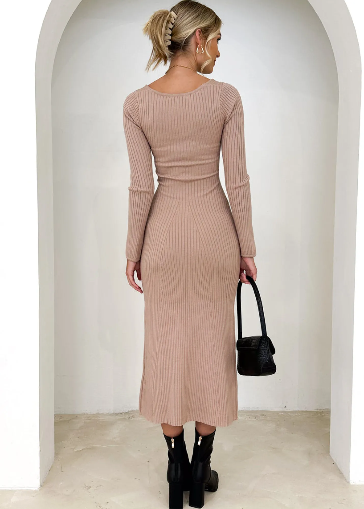 Women Gingham & Heels Knit Dresses>Aleyna Knit Midi Dress