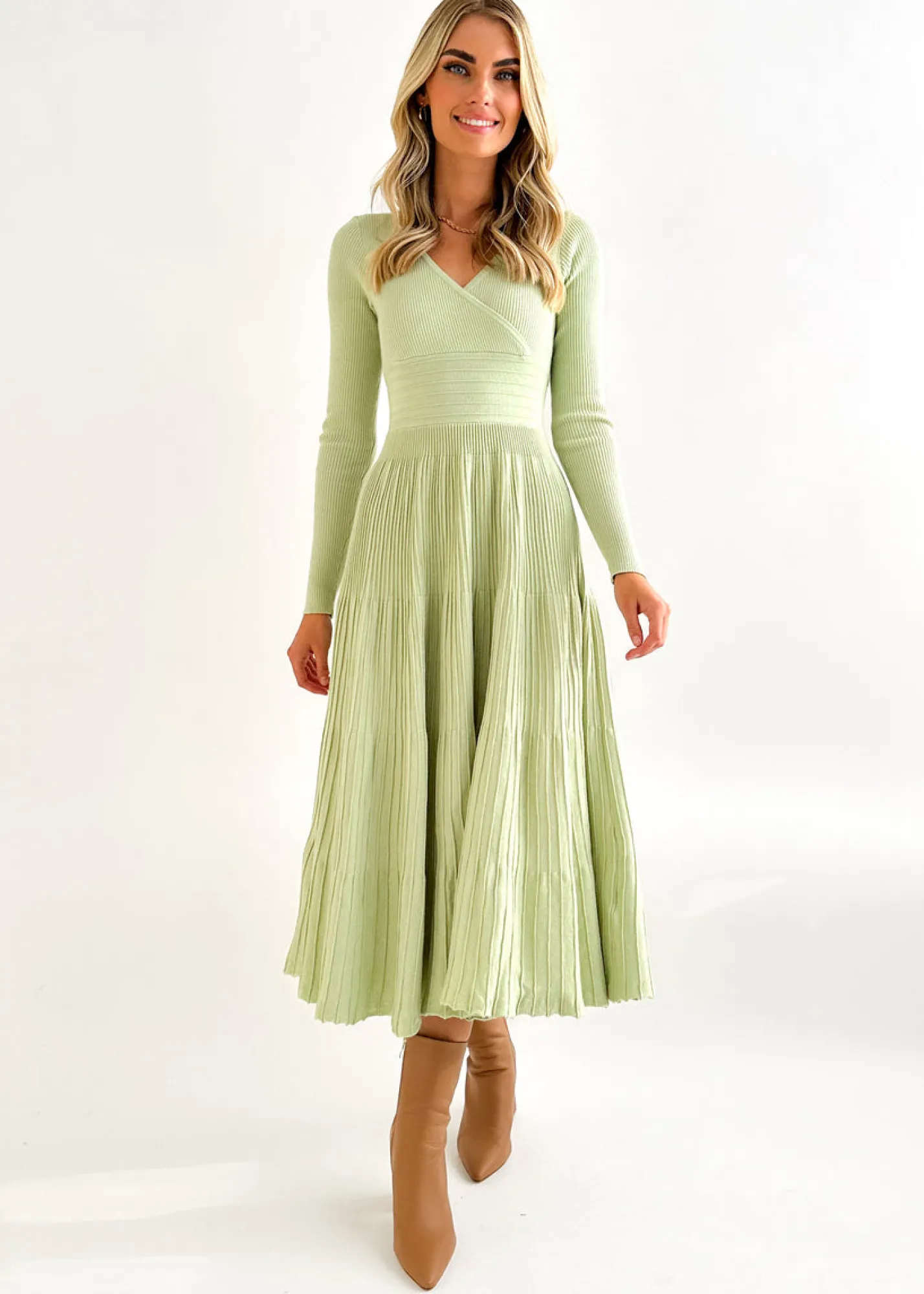 Women Gingham & Heels Knit Dresses>Alise Knit Midi Dress