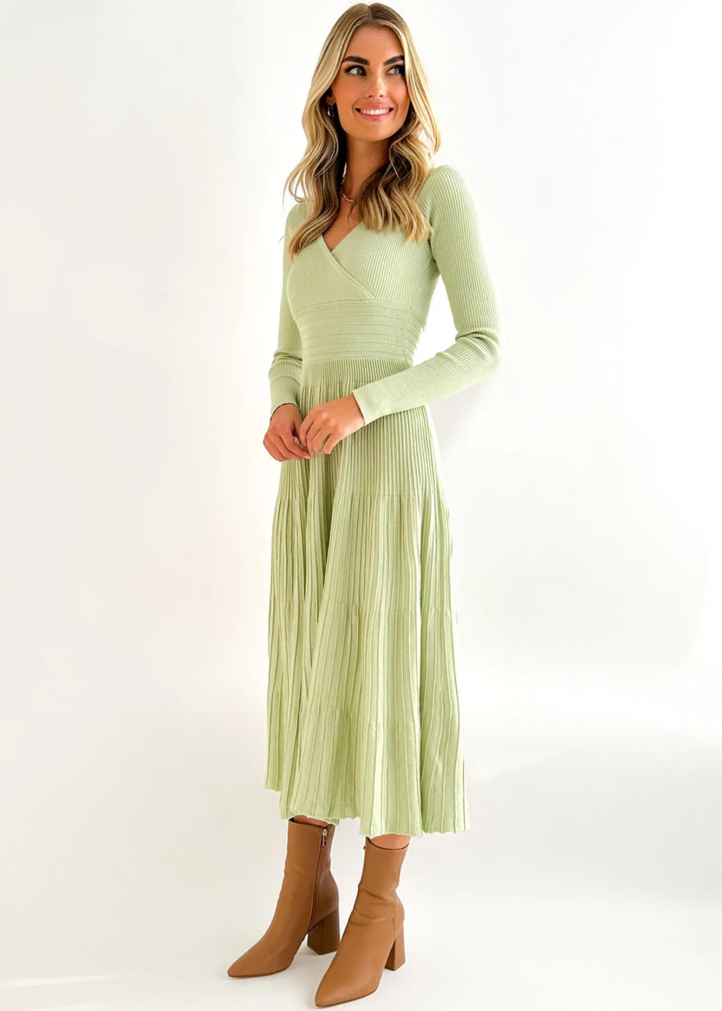 Women Gingham & Heels Knit Dresses>Alise Knit Midi Dress