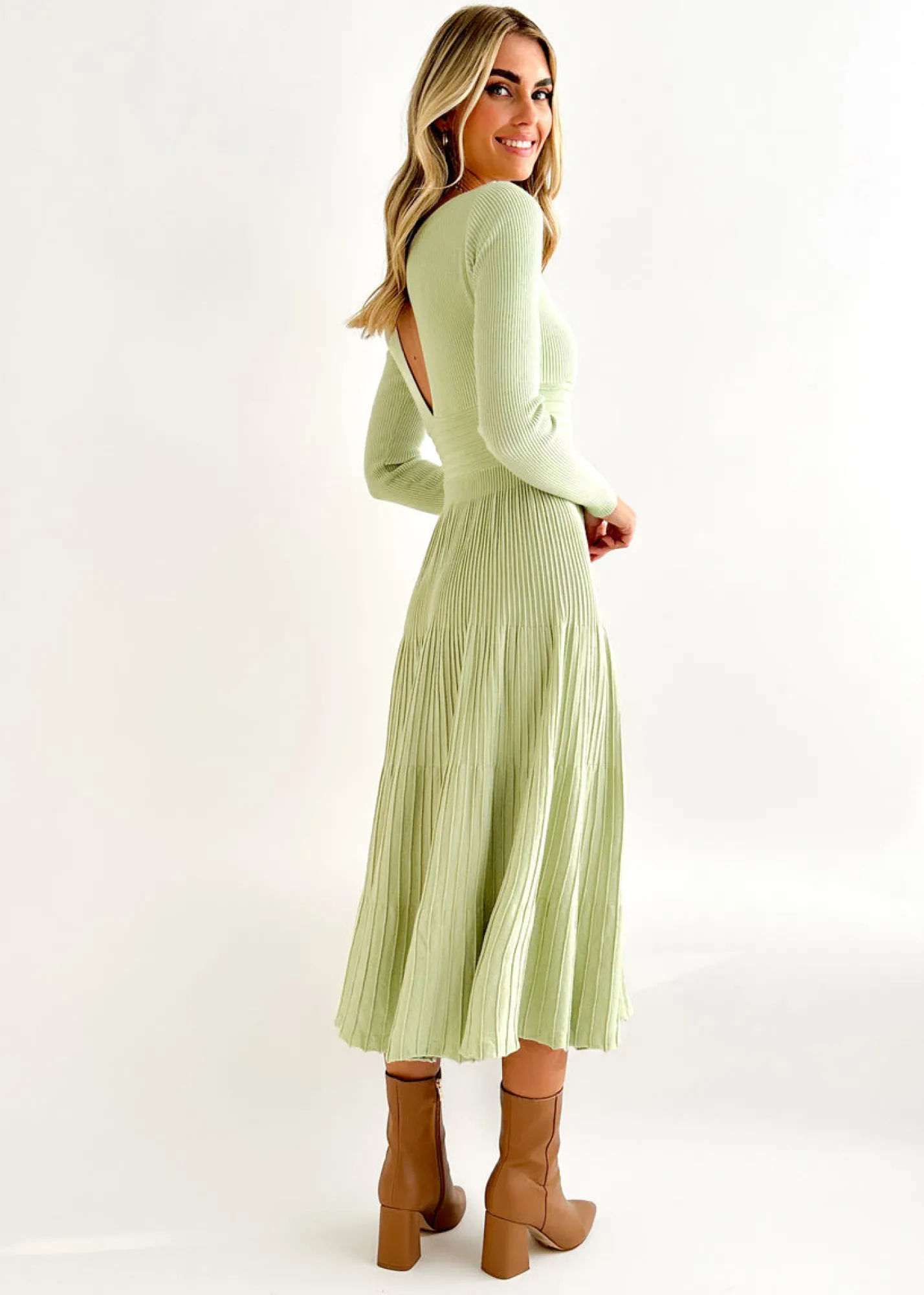 Women Gingham & Heels Knit Dresses>Alise Knit Midi Dress
