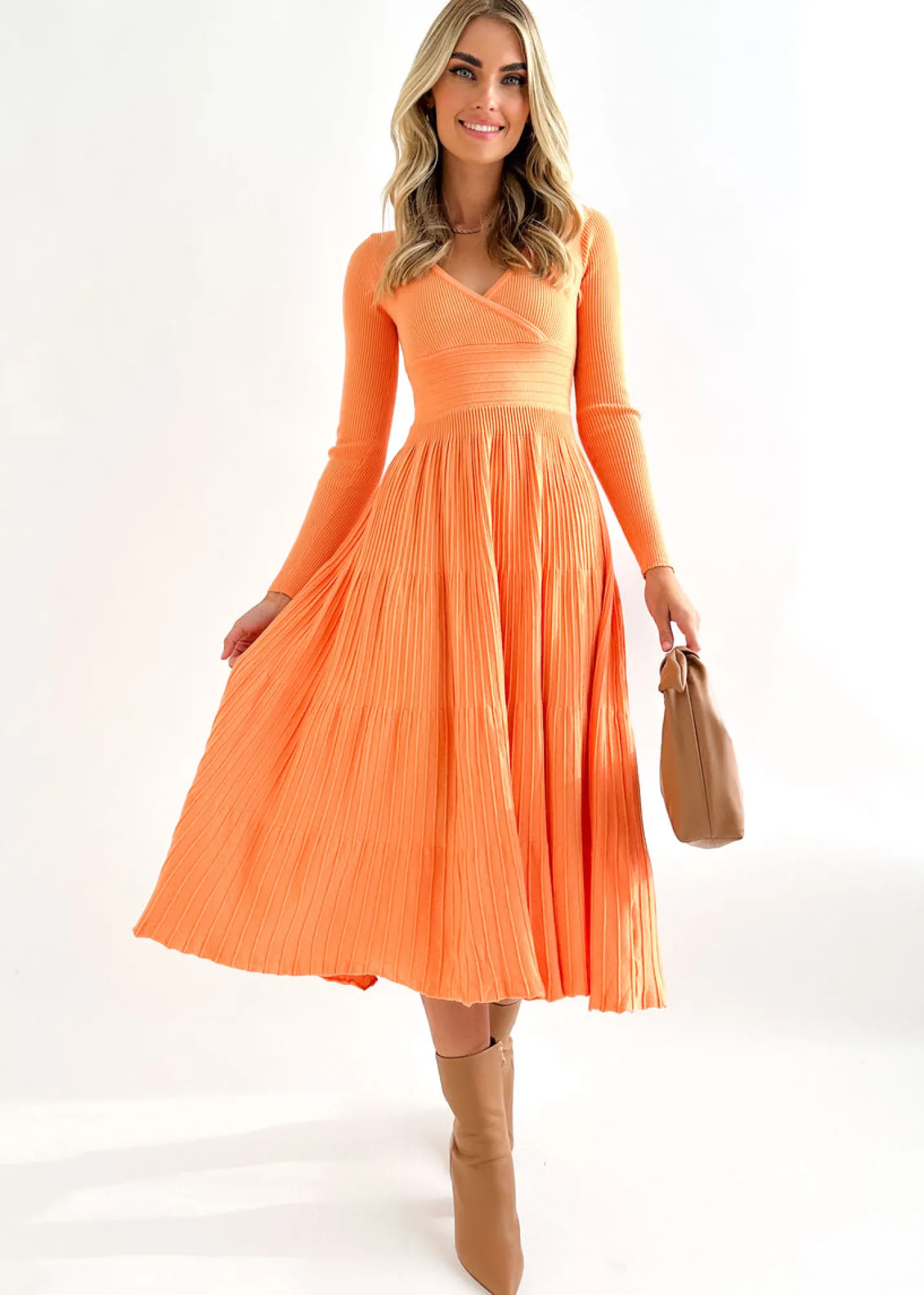 Women Gingham & Heels Knit Dresses>Alise Knit Midi Dress