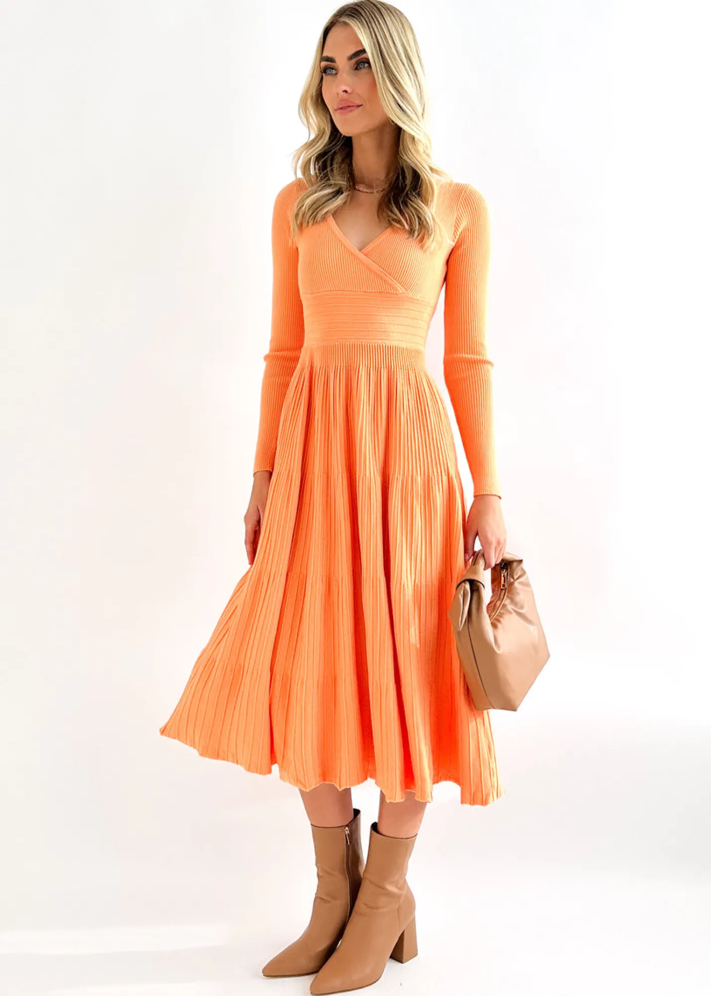 Women Gingham & Heels Knit Dresses>Alise Knit Midi Dress