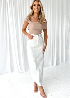 Women Gingham & Heels Skirts><noscript><img width=