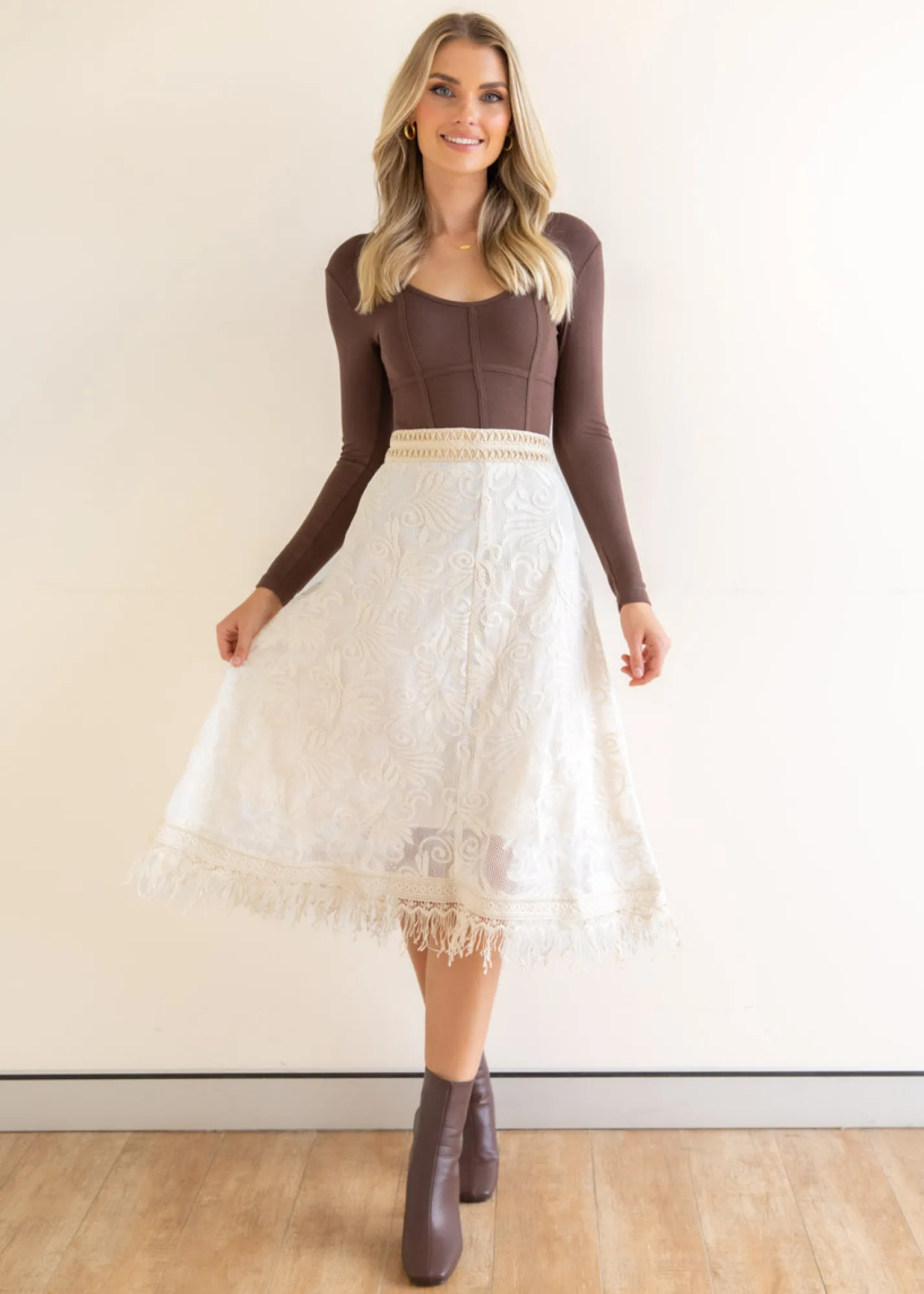 Women Gingham & Heels Skirts>Andree Lace Midi Skirt