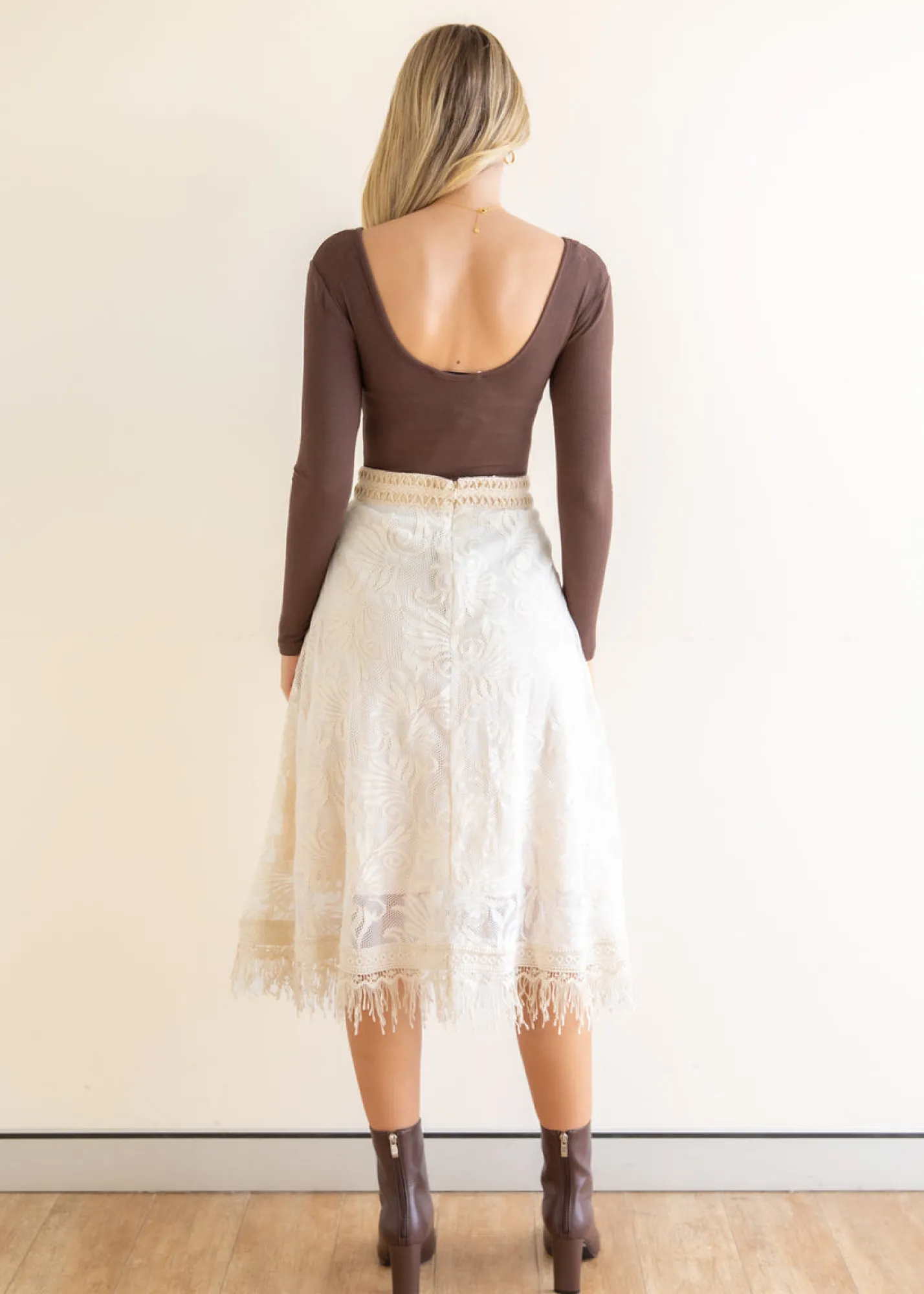 Women Gingham & Heels Skirts>Andree Lace Midi Skirt