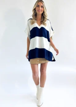 Women Gingham & Heels Basic Tops><noscript><img width=