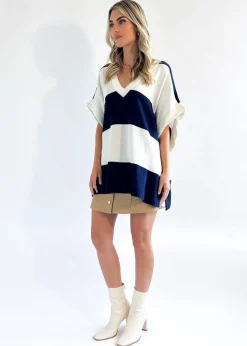 Women Gingham & Heels Basic Tops><noscript><img width=