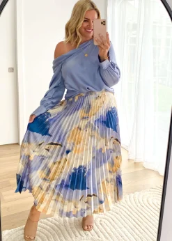 Women Gingham & Heels Blouses><noscript><img width=
