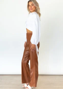 Women Gingham & Heels Pants><noscript><img width=