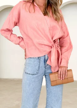 Women Gingham & Heels Blouses><noscript><img width=