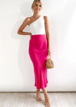 Women Gingham & Heels Skirts><noscript><img width=