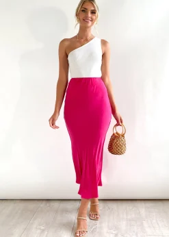 Women Gingham & Heels Skirts><noscript><img width=