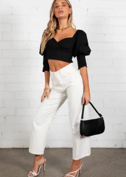 Women Gingham & Heels Crops><noscript><img width=