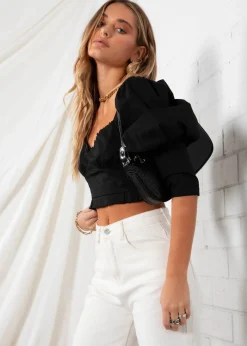 Women Gingham & Heels Crops><noscript><img width=