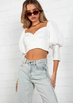 Women Gingham & Heels Crops><noscript><img width=