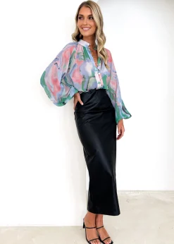 Women Gingham & Heels Blouses><noscript><img width=