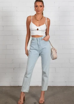 Women Gingham & Heels Crops><noscript><img width=
