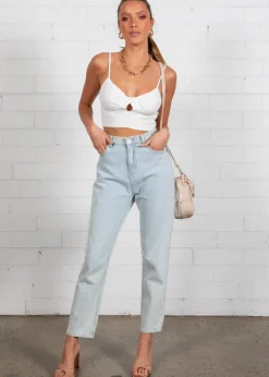 Women Gingham & Heels Crops><noscript><img width=