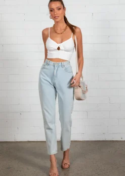 Women Gingham & Heels Crops><noscript><img width=