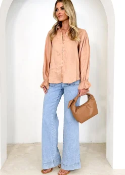 Women Gingham & Heels Shirts><noscript><img width=