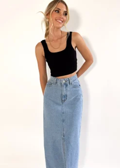 Women Gingham & Heels Crops>Carina Knit Crop