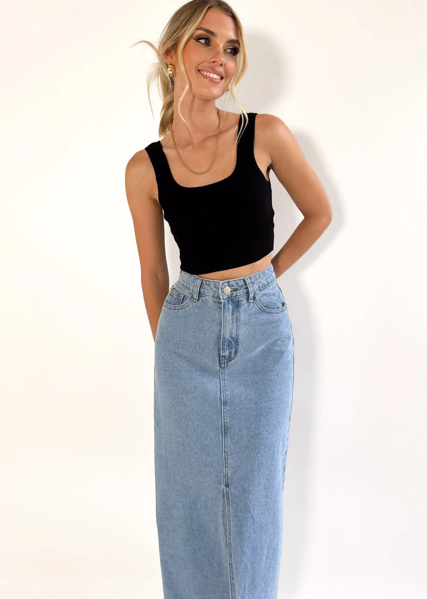 Women Gingham & Heels Crops>Carina Knit Crop