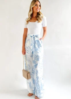 Women Gingham & Heels Pants><noscript><img width=