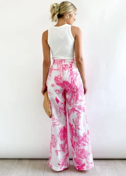 Women Gingham & Heels Pants><noscript><img width=