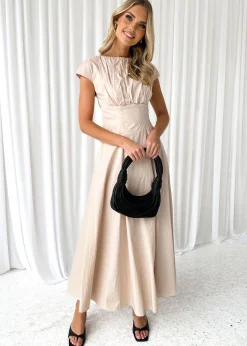 Women Gingham & Heels Midi><noscript><img width=