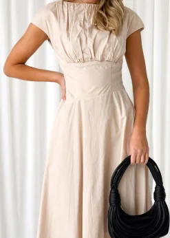 Women Gingham & Heels Midi><noscript><img width=