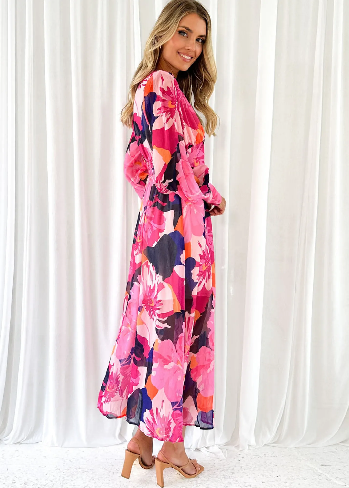 Women Gingham & Heels Midi>Chrys Midi Dress
