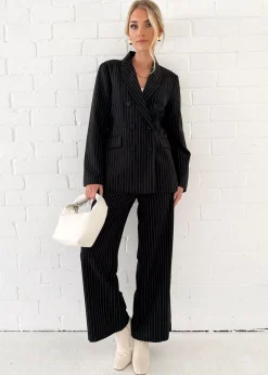 Women Gingham & Heels Pants><noscript><img width=