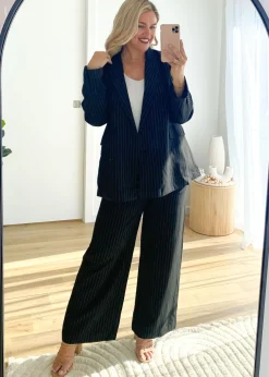 Women Gingham & Heels Pants><noscript><img width=