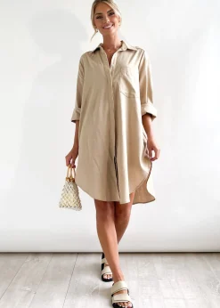 Women Gingham & Heels Shirts><noscript><img width=