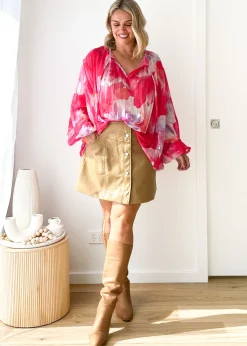 Women Gingham & Heels Blouses><noscript><img width=