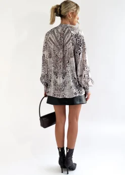 Women Gingham & Heels Blouses><noscript><img width=