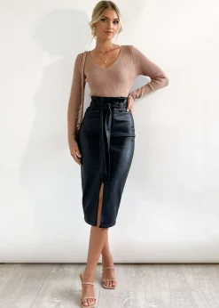 Women Gingham & Heels Skirts><noscript><img width=