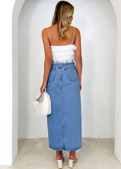 Women Gingham & Heels Crops><noscript><img width=