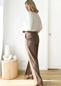 Women Gingham & Heels Pants><noscript><img width=