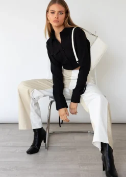 Women Gingham & Heels Crops><noscript><img width=