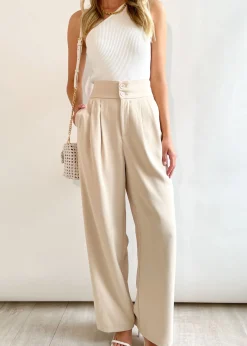 Women Gingham & Heels Pants><noscript><img width=