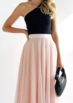 Women Gingham & Heels Skirts><noscript><img width=